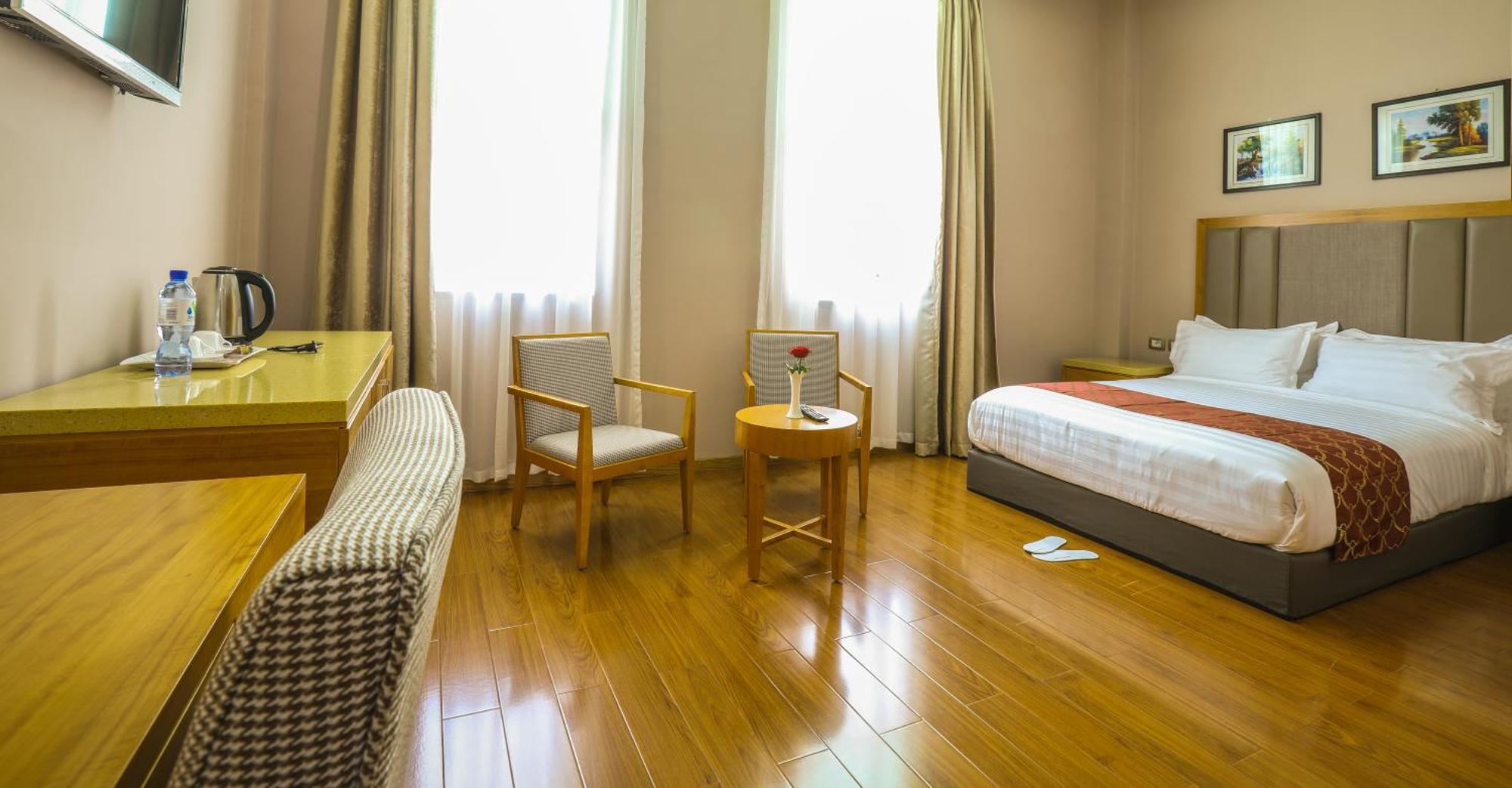 New Day Hotel Addis Abeba Buitenkant foto
